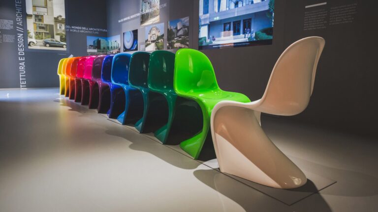 Panton-chairs-by-verner-panton_dezeen_2364_col_0